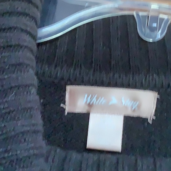 Two sweaters - Picture 3 of 3